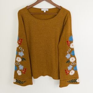 Isla Maude Embroidered Sweater Size Medium